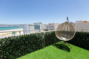 Charming Spacious 3-Bed-Rooms Coastal Marina Sea View